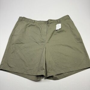 L.L. Bean‎ NWT Wrinkle Free Bayside Chino Shorts Cotton 9" Green Men's 26 Plus